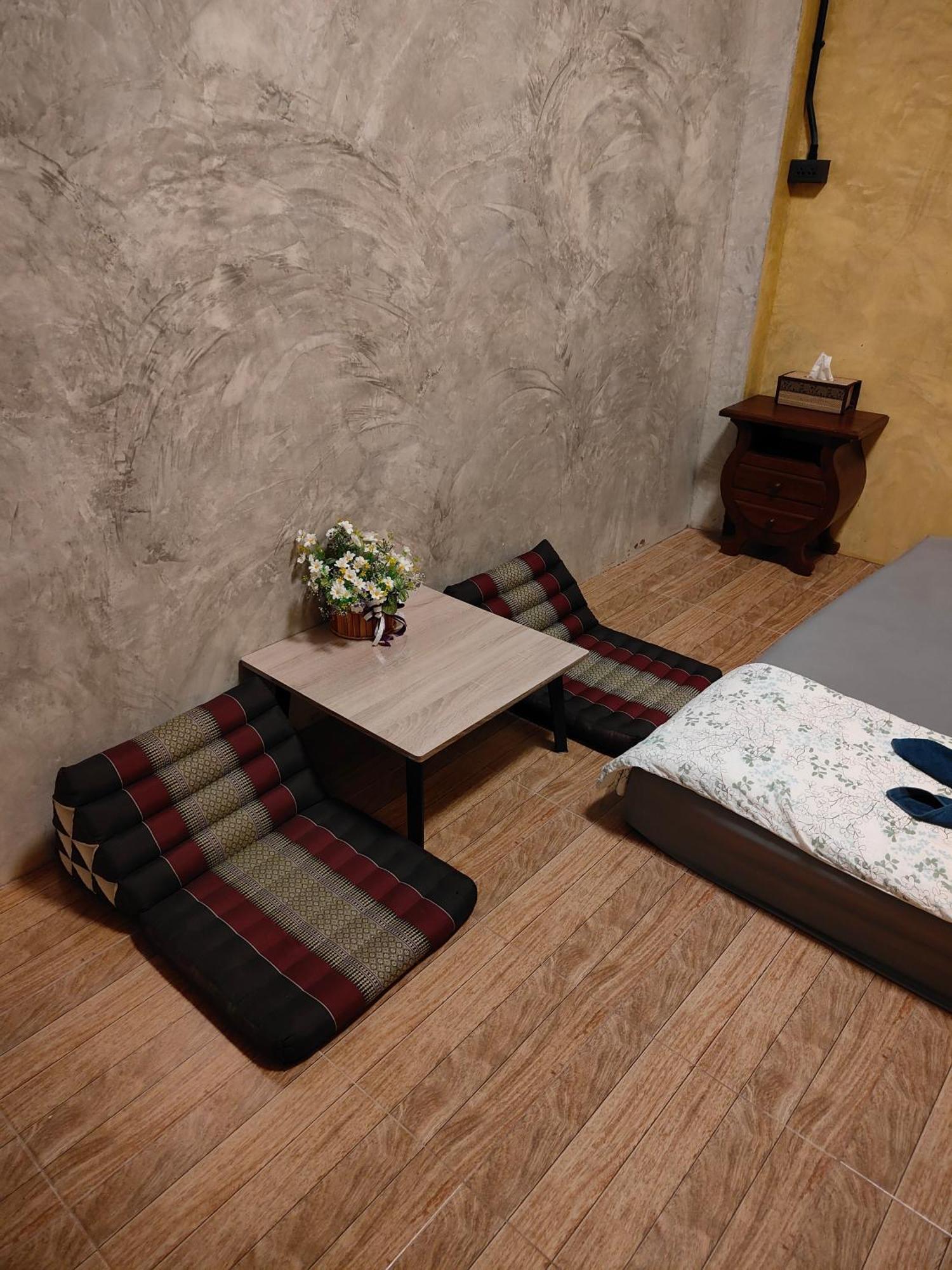 Smilingface Guesthouse Sukhothai Bagian luar foto