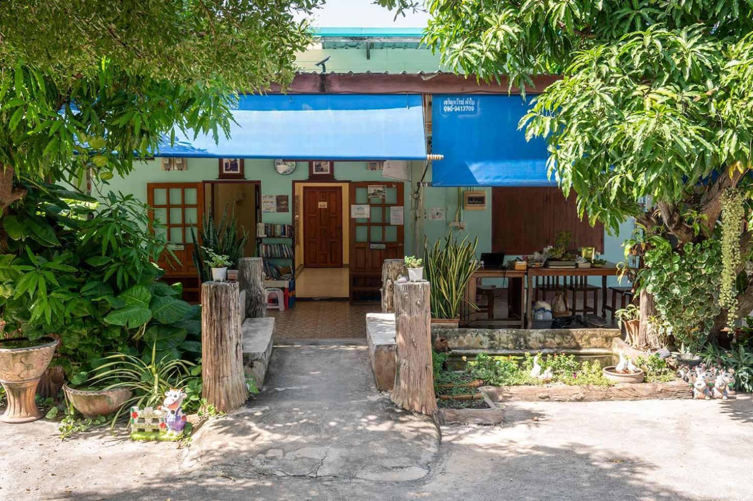 Smilingface Guesthouse Sukhothai Bagian luar foto