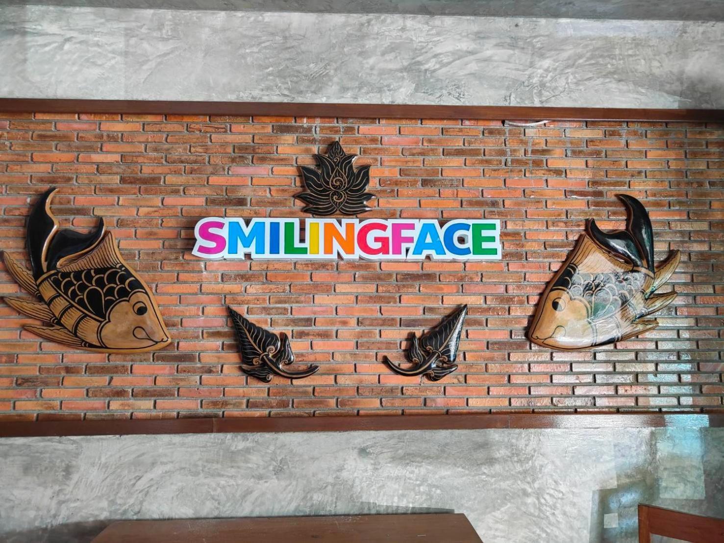 Smilingface Guesthouse Sukhothai Bagian luar foto