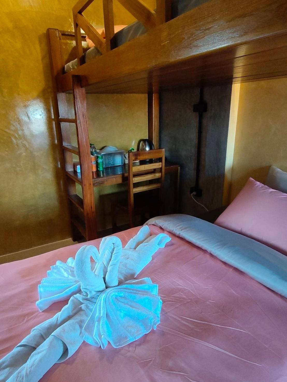 Smilingface Guesthouse Sukhothai Bagian luar foto